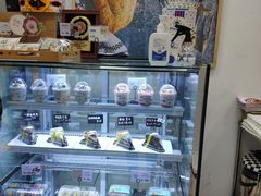 面包甜点陈列柜-野上麦田(中贸广场店)