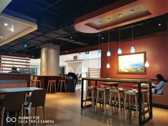 大堂-The Habit Burger Grill 哈比特汉堡(复兴soho店)