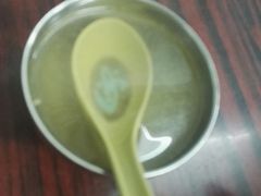 -成群小食店