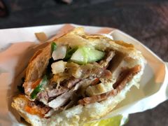 -Bánh Mì Huynh Hoa