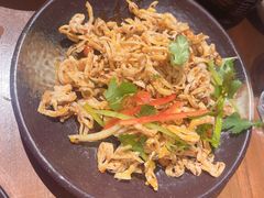 -老牌坊云南鱼豆花火锅(嵩山店)