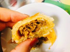 榨菜鲜肉月饼-王家沙点心店(南京西路总店)