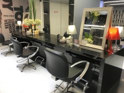 -TONI&GUY