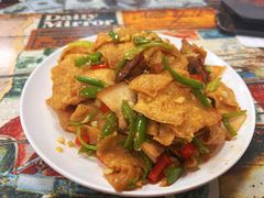 腊肠炒特色豆腐-文杰餐馆(南洪时尚风情街店)