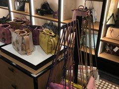 -COACH蔻驰(赛特奥特莱斯店)