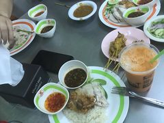 泰式奶茶-红大哥水门鸡饭(總店)