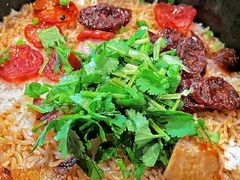 广式腊味煲仔饭-狐狸爱上椰子鸡(滨江星光大道店)