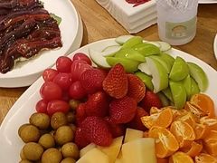 -茅草房·河畔园林火锅