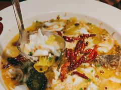-鱼亨小鲜酸菜鱼(大信店)