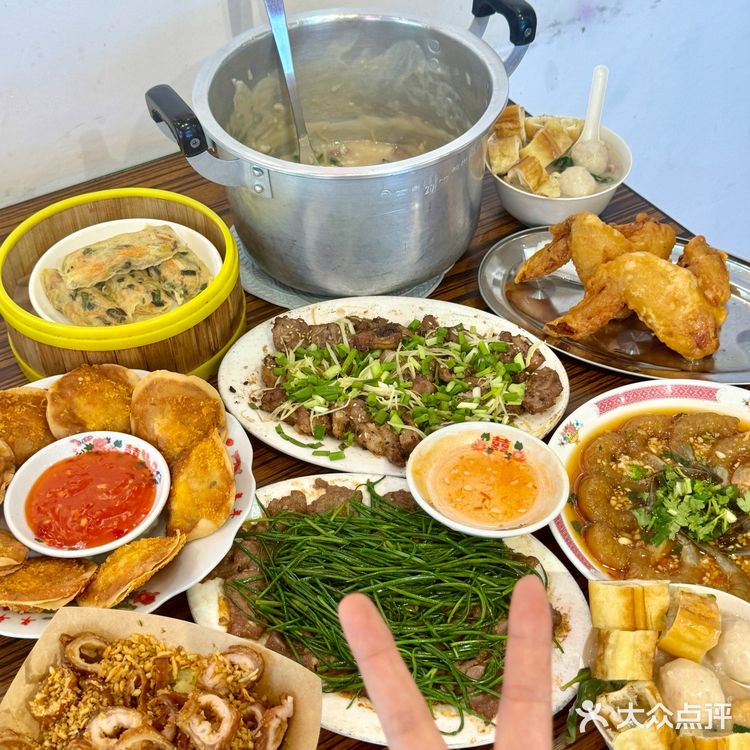 长沙五一广场。。。求你快去吃[流泪][流泪][流泪]