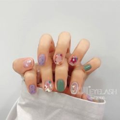 -吉吉靓甲美睫