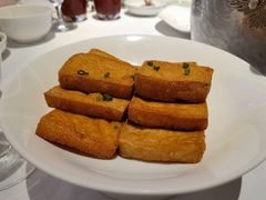 招牌炸豆腐-红雀围·海鲜火锅(陆家嘴中心店)