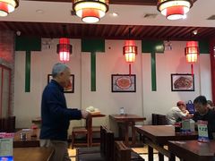 大堂-石头门坎