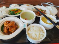 -美福月国际月子会所(银川店)