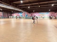 -极限PLAY运动娱乐新世界·团建派对潮玩休闲馆·室内蹦极高空游乐园