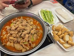 -彭记铁锅肥肠(东四总店)