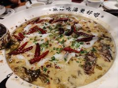 -江渔儿酸菜鱼(港湾1号店)