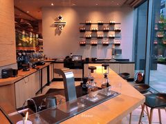 -星巴克臻选(杭州嘉里中心1F店)