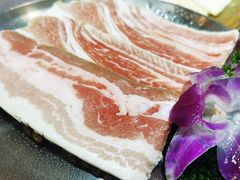 -围炉肉舍•炭烤活鳗•丹东海鲜烤肉(步行街店)