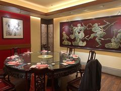 -梅龙镇酒家(南京西路总店)
