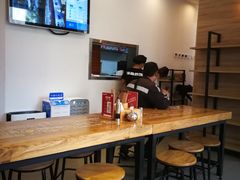 -海盗虾饭·剥好的小龙虾饭(SOHO尚都店)