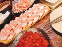 -东巴婆婆云南鱼豆花火锅(大东门店)