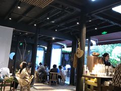 大堂-Metal hands·铁手咖啡