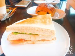 -上海龙之梦万丽酒店