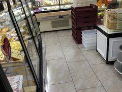 面包甜点陈列柜-裕兴烘焙(新桥西路店)