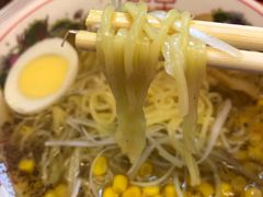 -拉面莊夢語＆中华料理八椿