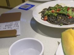 -小鱼小牛·鱼牛干锅·脆鱼火锅(世欧广场店)