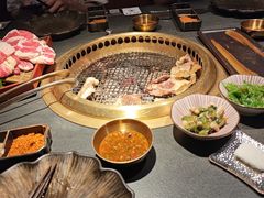 -铭牛烧肉·和牛海鲜自助(高新月牙湖店)