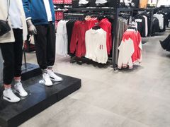 -PUMA品牌自营折扣店(武汉永旺梦乐城店)