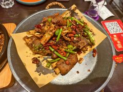 -川流不息·地道川菜·小龙虾(松东路店)