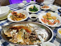 -钱大妈海鲜饭店(保利林语店)