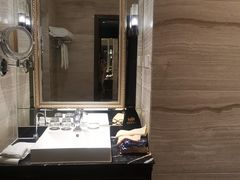 -长沙豪布斯卡酒店(长沙省政府德思勤店)