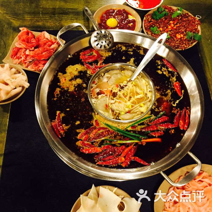 渝城城门洞老火锅图片 - 第4张