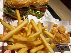 -The Habit Burger Grill 哈比特汉堡(复兴soho店)