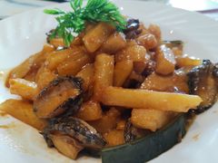鲍鱼烧土豆-开海·红岛海鲜虾水饺(石老人店)