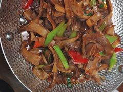 -雀舞云南菜(天津天河城购物中心店)