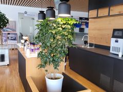 -青岛中升沃茂沃尔沃4S店(市北店)