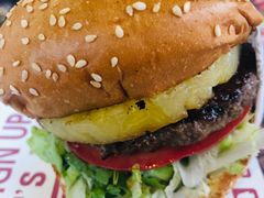 -The Habit Burger Grill 哈比特汉堡(复兴soho店)