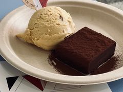 -HUGS coffee(东区店)