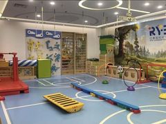 -红黄蓝成长中心(海淀上地店)