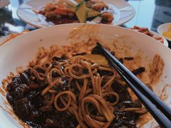 -桃园中华料理炸酱面(燕儿岛路店)