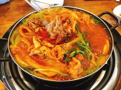 -喇喇排骨火锅·传统韩式脊骨汤(望京西园总店)