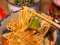 -华府九号海鲜烧烤大排档(龙域店)