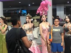 -西蒙人妖秀