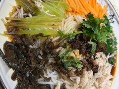 -蔼若春.传承三十年云南菜(金碧公园店)