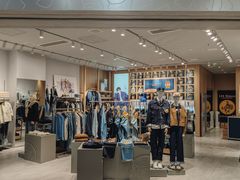 -万达广场(南昌红谷滩店)